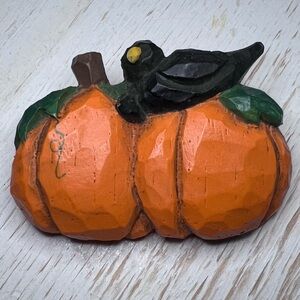 Eddie Walker Pumpkin Crow Brooch Pin Fall Harvest
